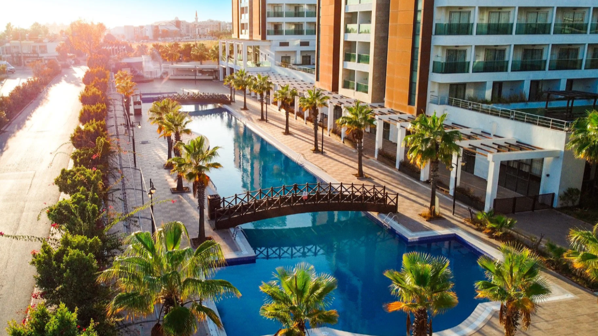 Turecki Hotel Linda Sunny Beach w Side na Majówkę!